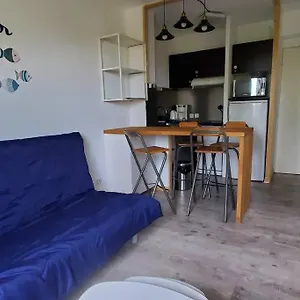  Appartement Dans Avec Piscine